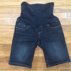Maternity Bermuda shorts small